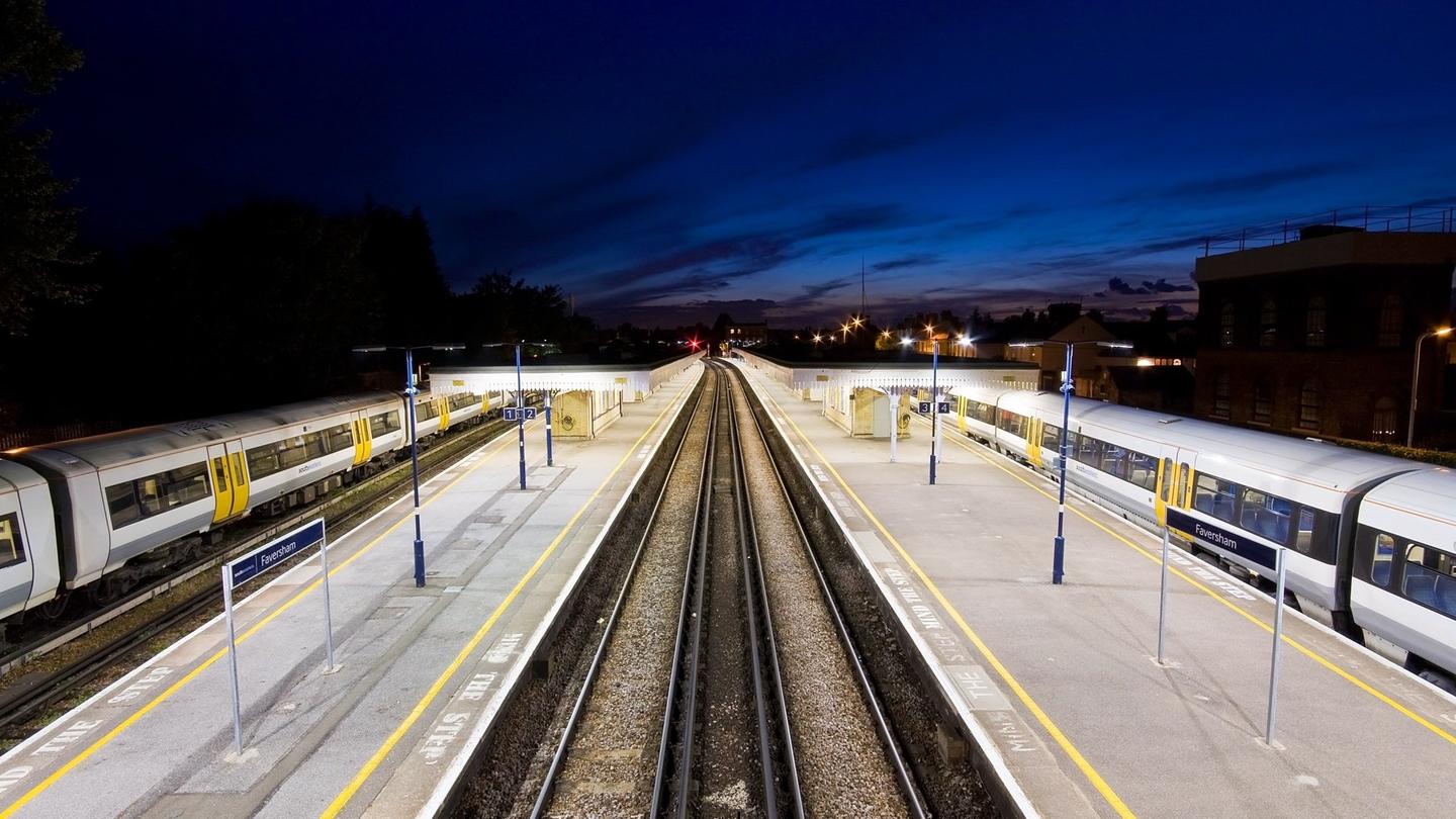 Der Europäische Bahnatlas vergleicht die Bahnleistung europäischer Länder im Hinblick auf die EU-Bahnziele